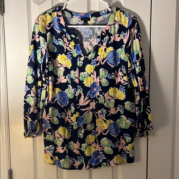 Talbots Tops - Talbots Womens XS Floral Navy Blouse